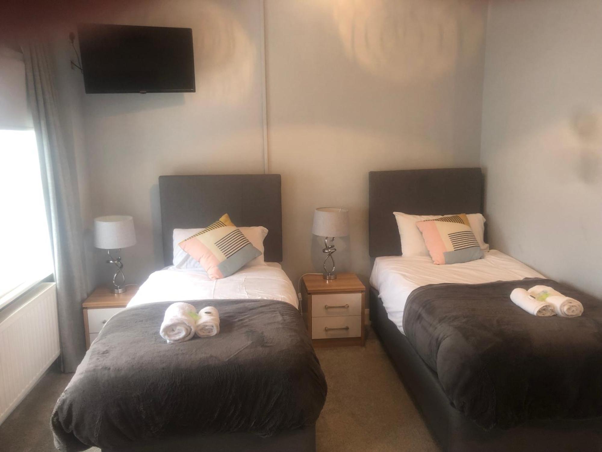 The Bowers Bar & Restaurant Hotell Ballinrobe Exteriör bild