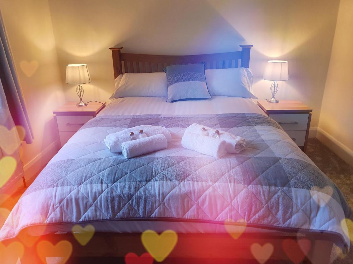 The Bowers Bar & Restaurant Hotell Ballinrobe Exteriör bild